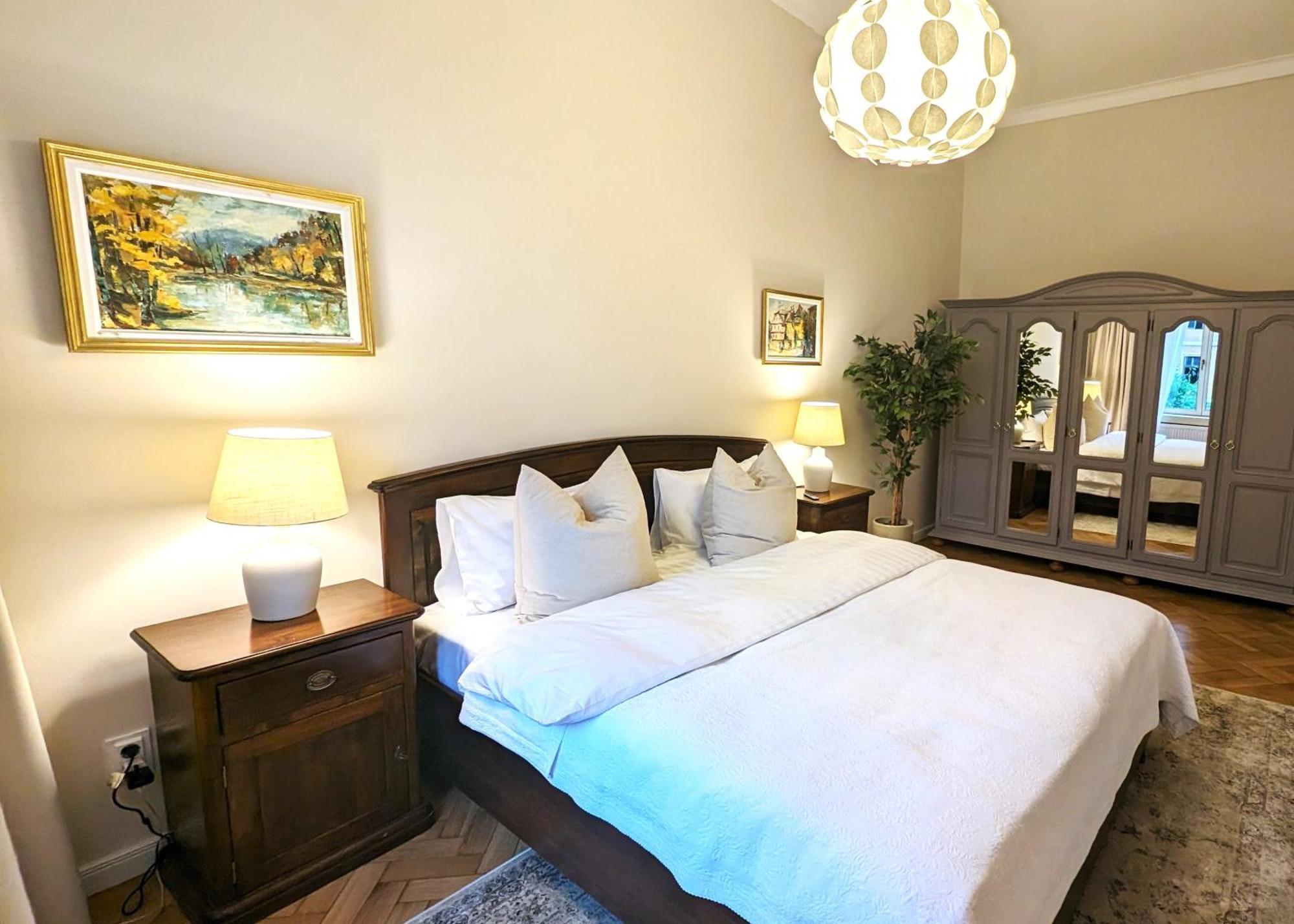 Apartment In Historic Center, Quiet Area, Ac Sibiu Bagian luar foto