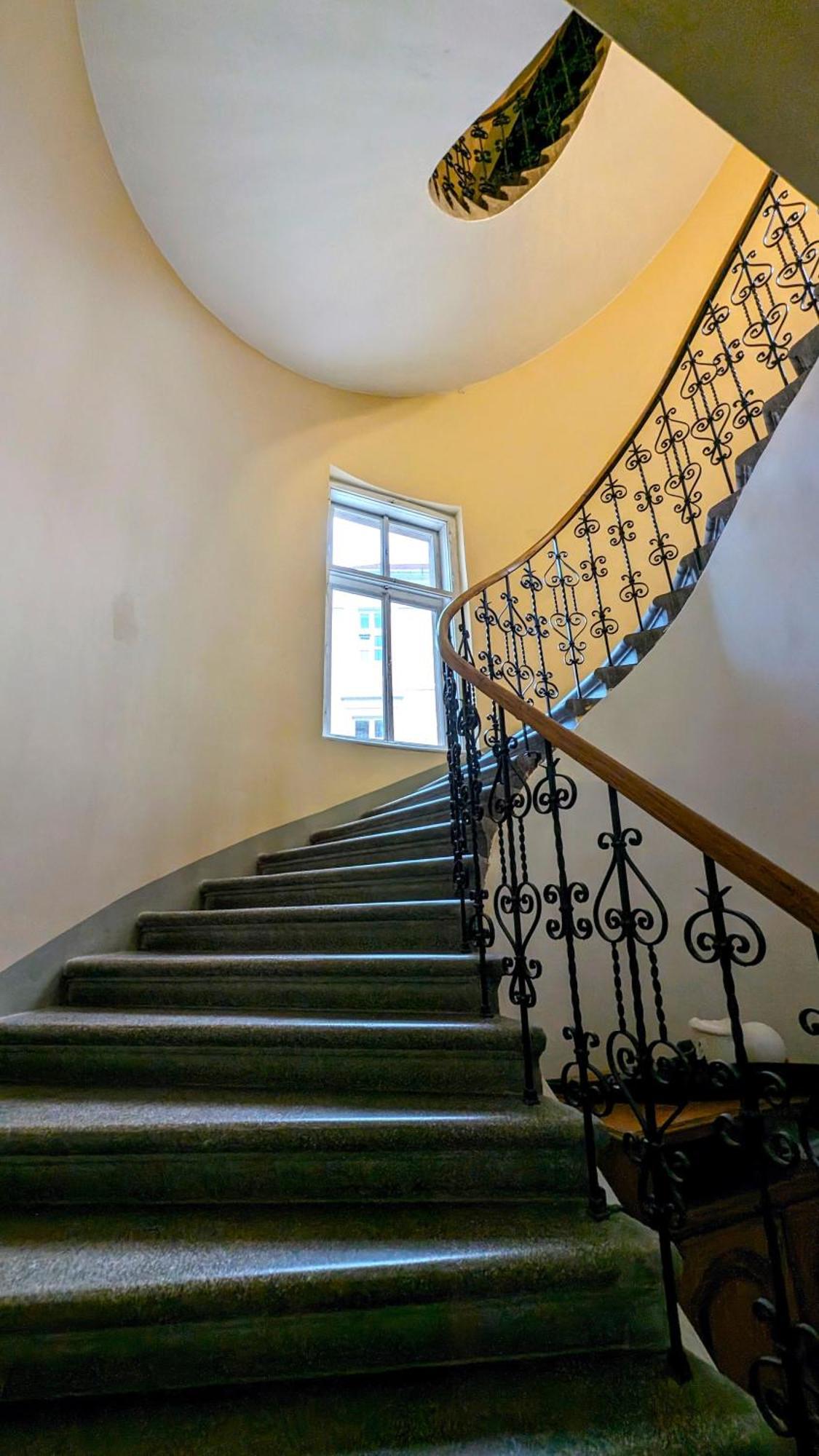 Apartment In Historic Center, Quiet Area, Ac Sibiu Bagian luar foto
