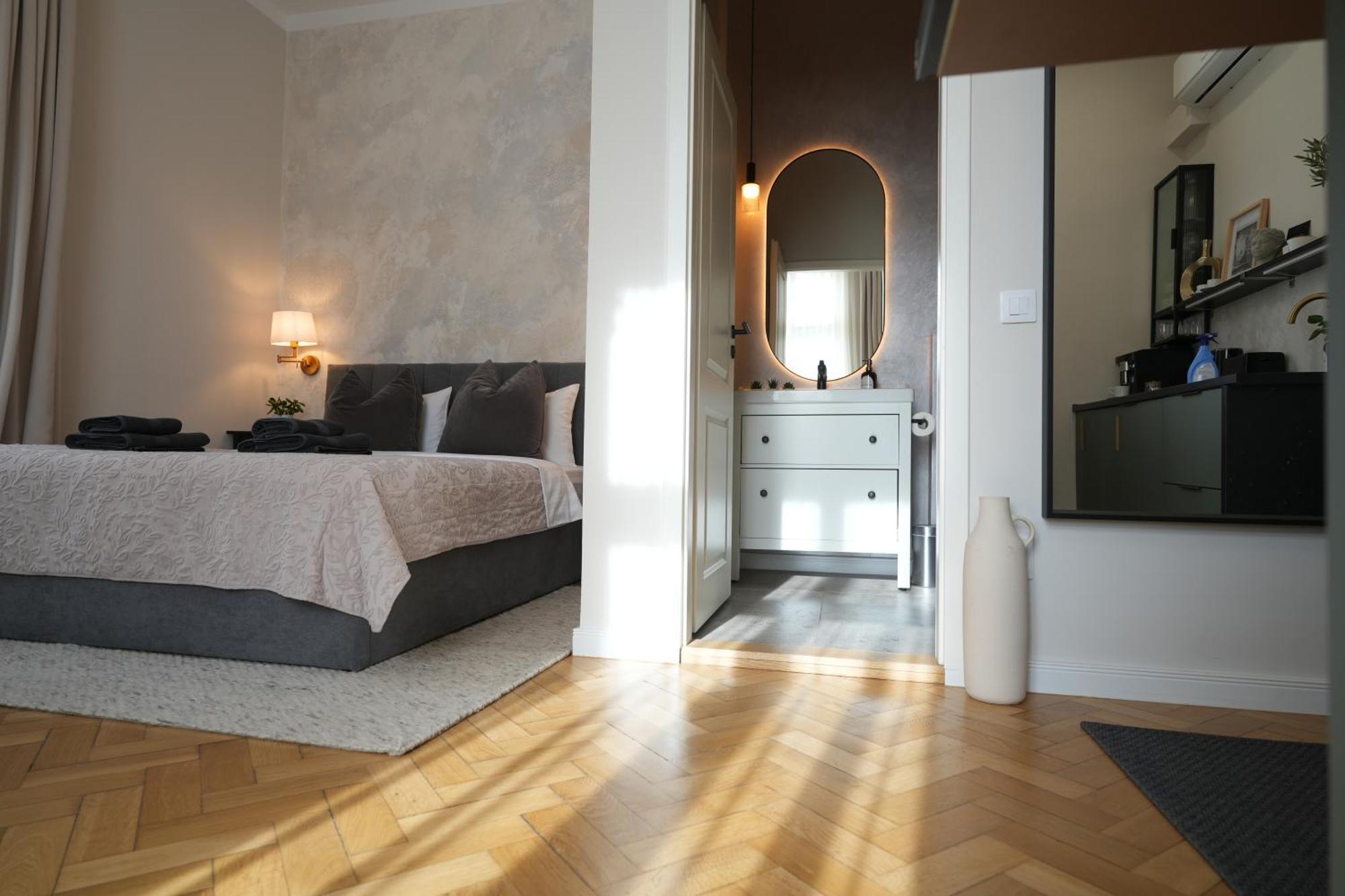 Apartment In Historic Center, Quiet Area, Ac Sibiu Bagian luar foto